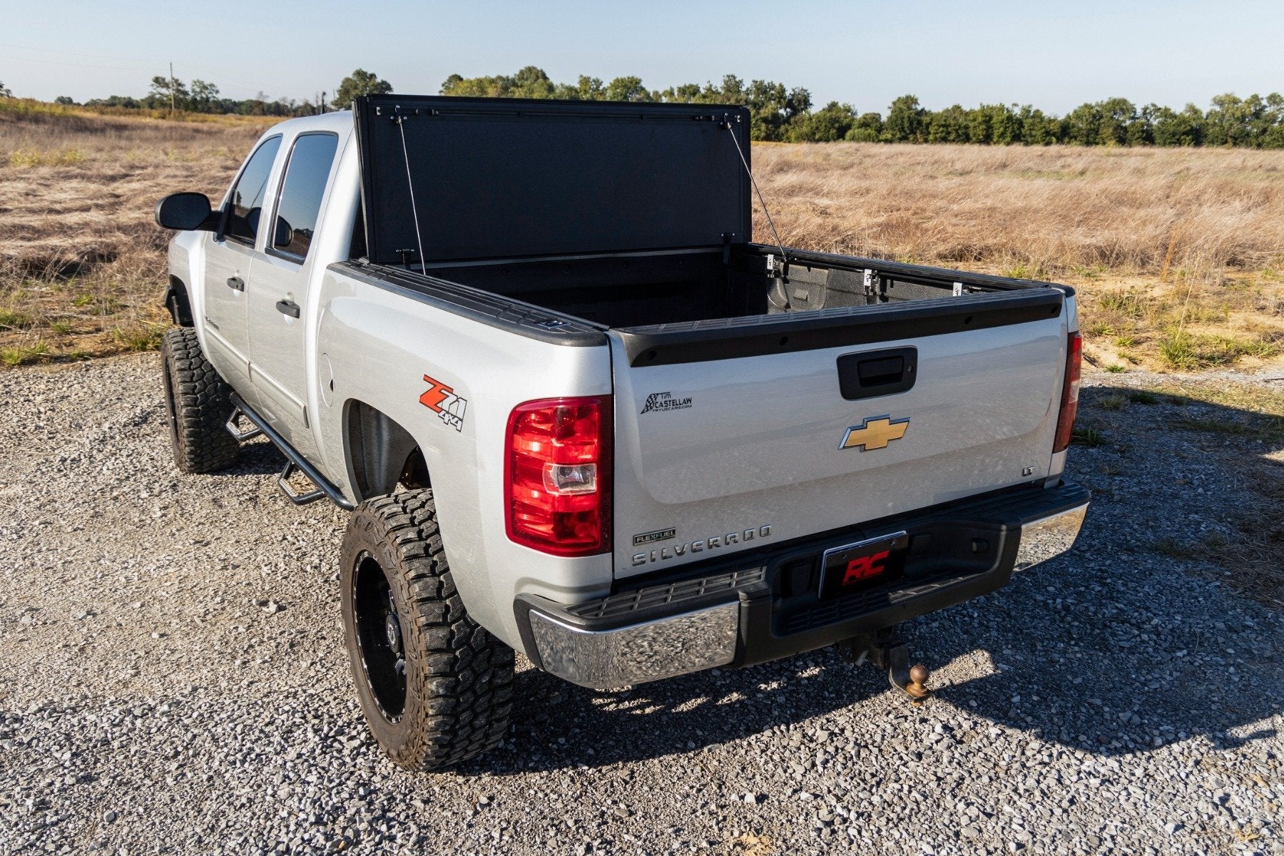 Rough Country Hard Tri-Fold Flip up Tonneau Cover for 2007-2013 GM Silverado Sierra 1500