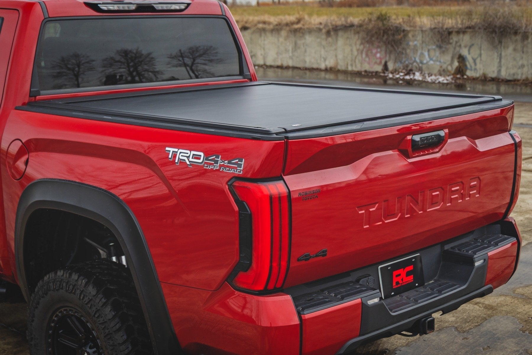 RC Powered Electric Retractable T-Slot Tonneau Cover for 2022-2026 Toyota Tundra Short Bed