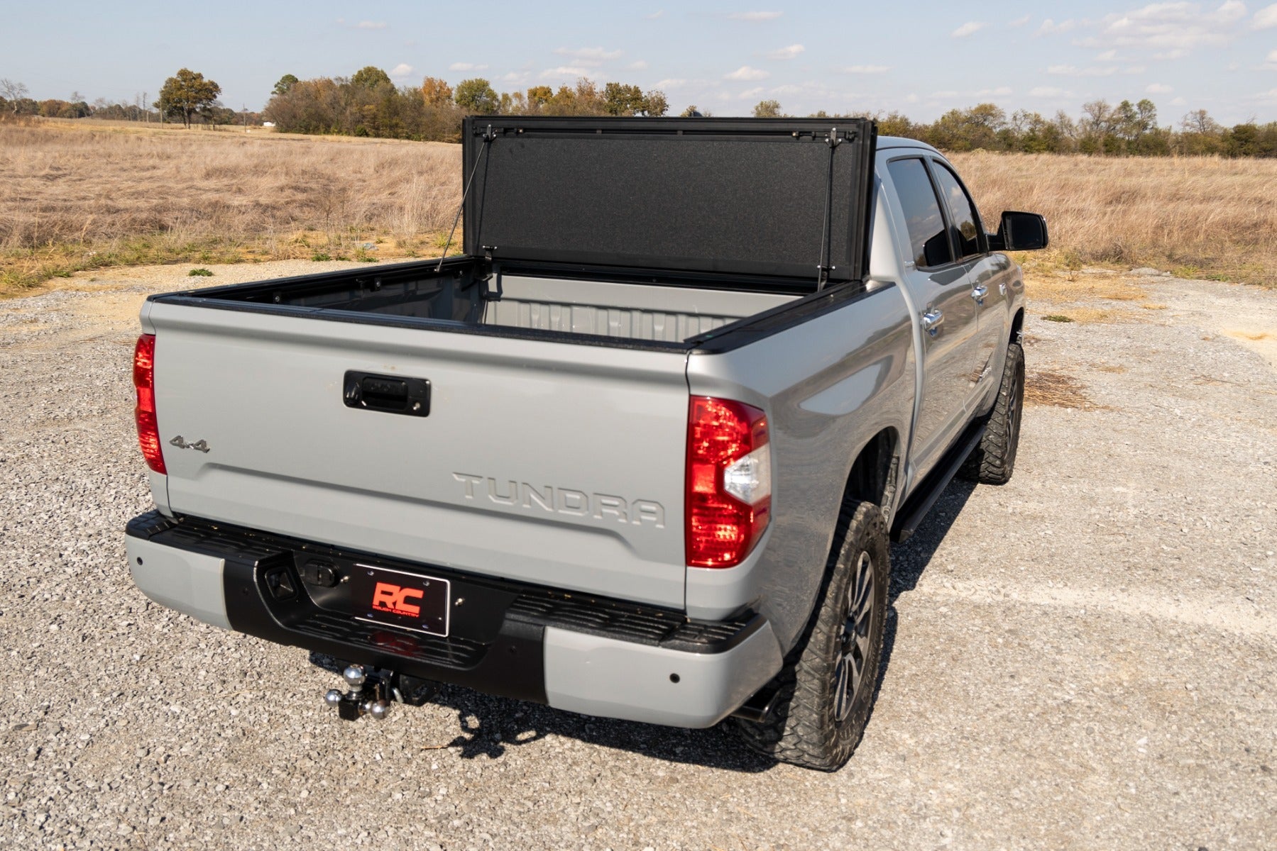 Rough Country Hard Tri Fold Tonneau Bed Cover for 2007-2021 Toyota Tundra (5'7" Bed)