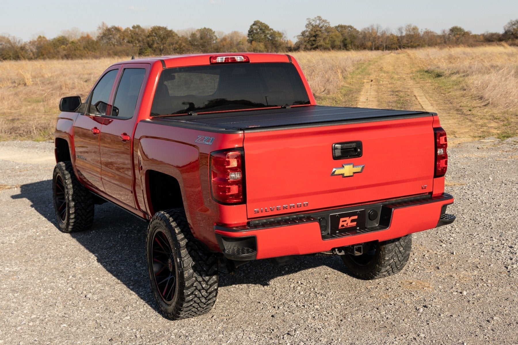 Rough Country Hard Tri Fold Aluminum Tonneau Cover for 2014-2019 GMC Sierra 1500 2500HD 3500HD