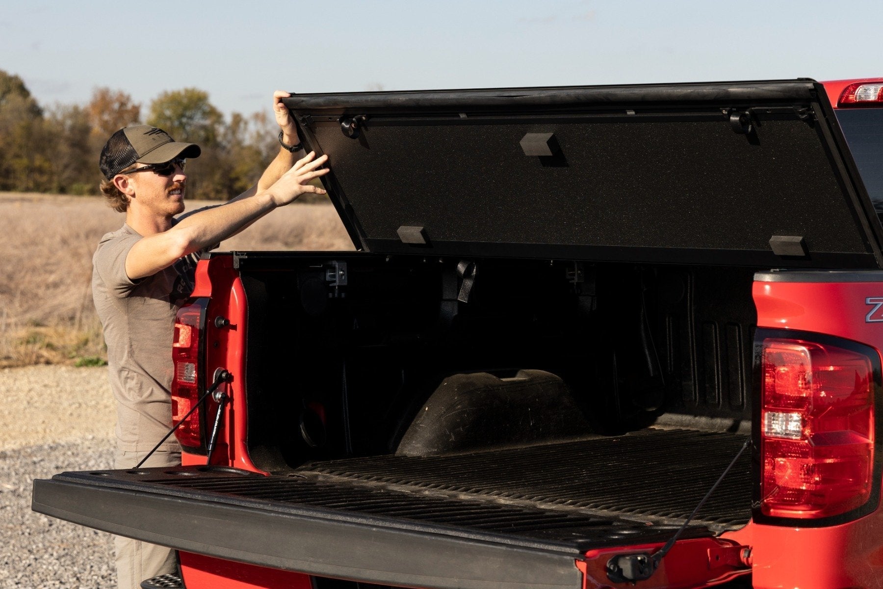 Rough Country Hard Tri Fold Aluminum Tonneau Cover for 2014-2019 GMC Sierra 1500 2500HD 3500HD
