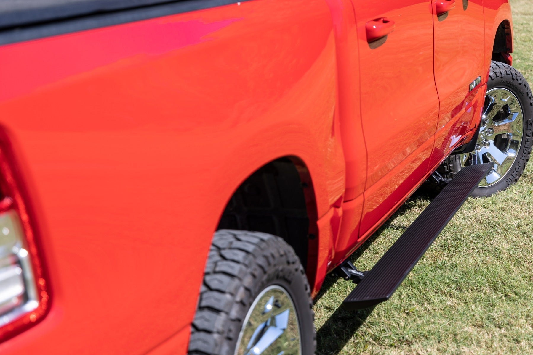 RC Drop Down Power Running Boards for 2019-2024 Ram 1500 & TRX