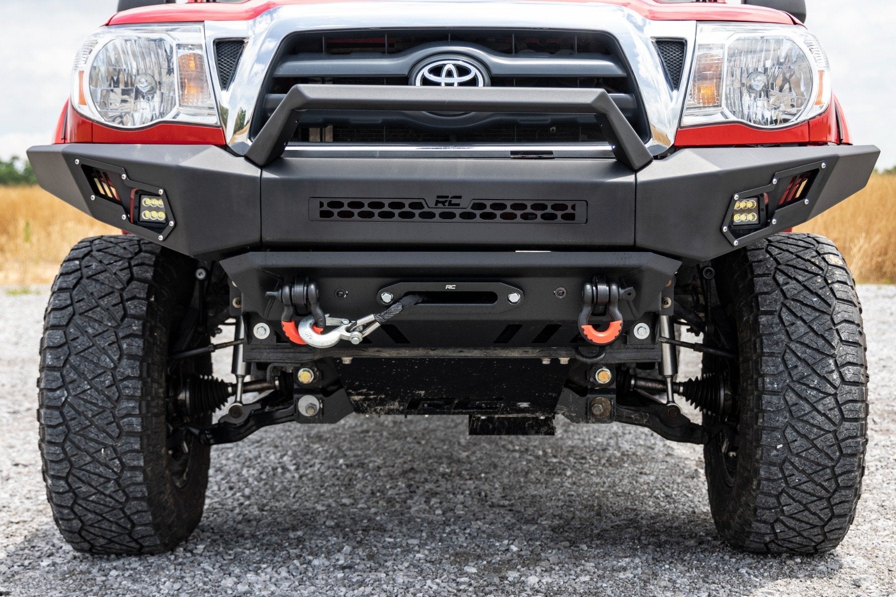 Rough Country High Clearence Winch Bumper with LED Lights for 2005-2011 Toyota Tacoma