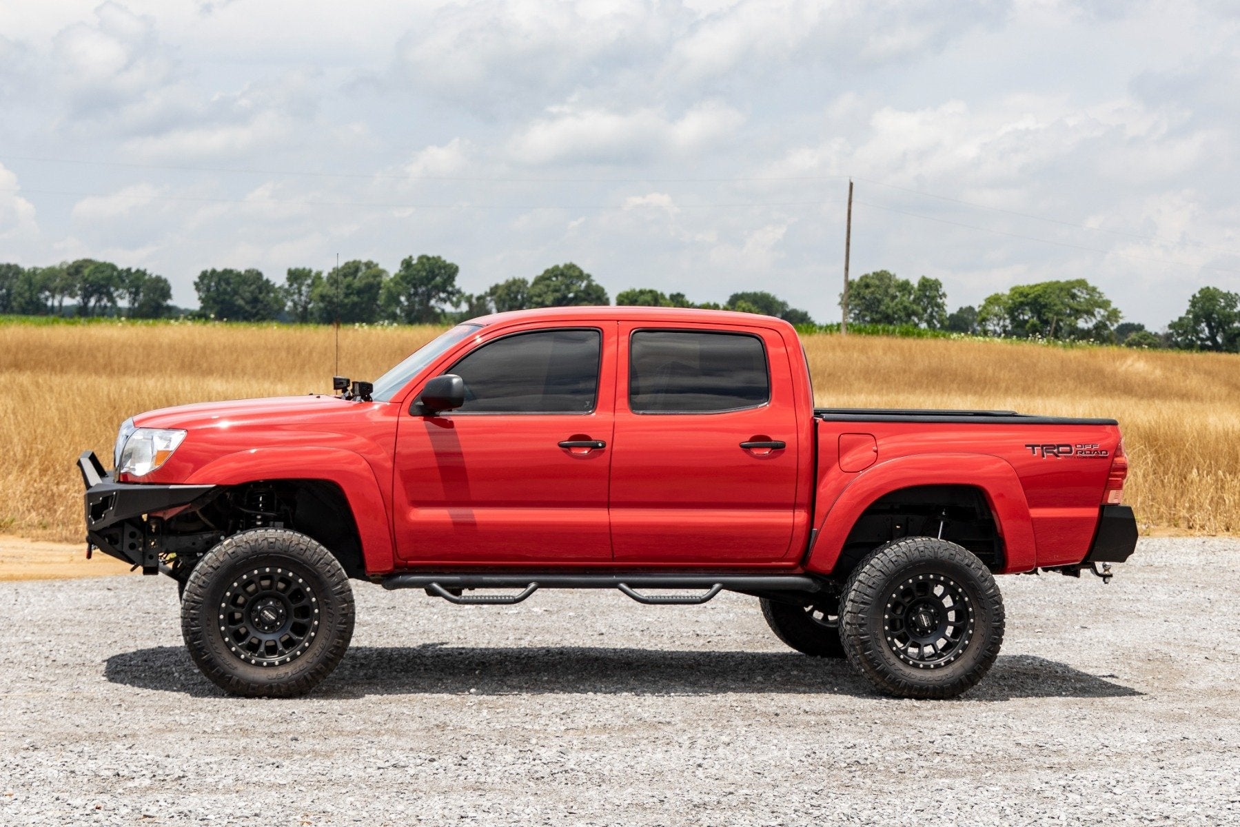 Rough Country High Clearence Winch Bumper with LED Lights for 2005-2011 Toyota Tacoma