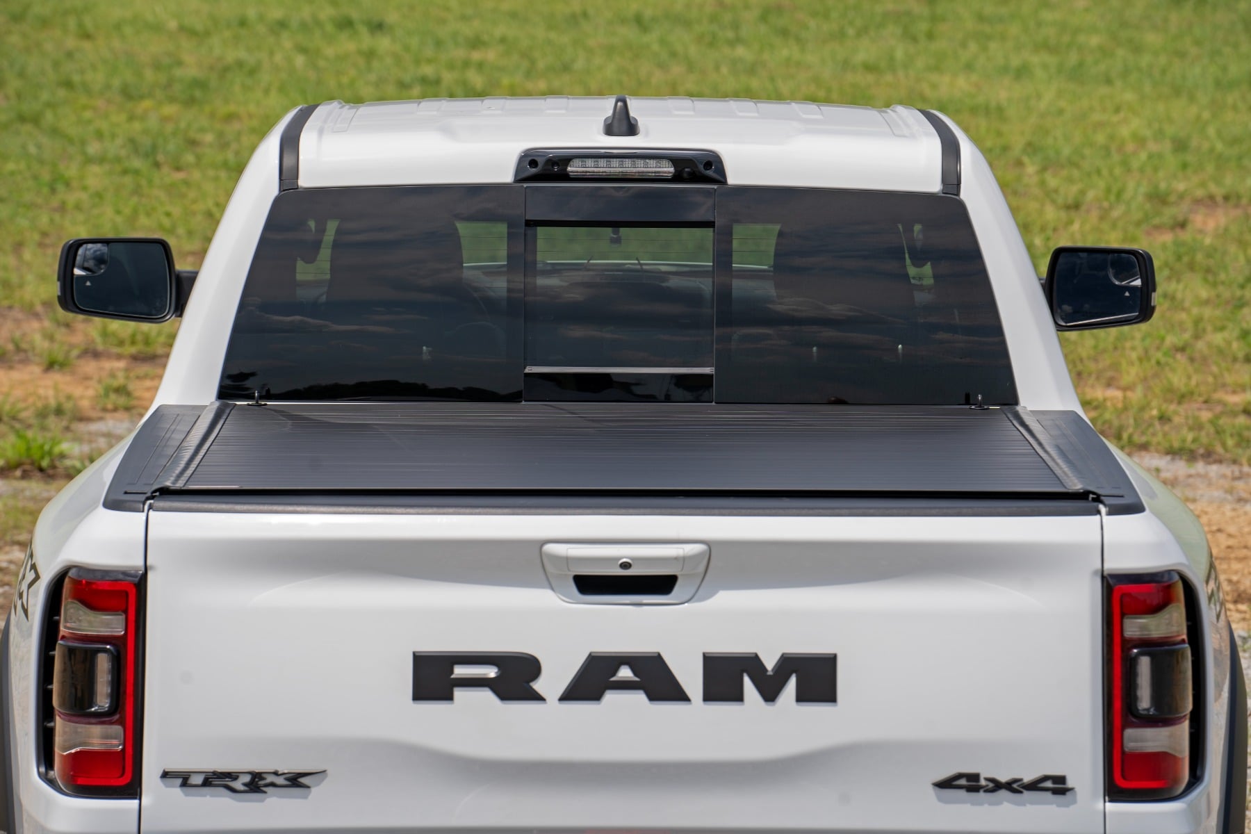 Hard Roll Up Bed Cover | 5'7" Bed | Ram 1500 (19-26)/1500 TRX (21-24)