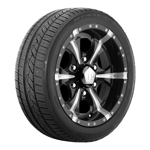 NT421Q 245/55R19 107H XL 29.6