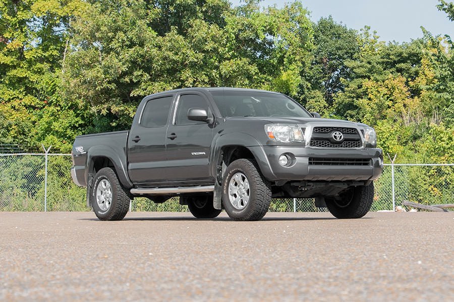 Rough Country Billet Aluminum Leveling Kit 2" for 2005-2023 Toyota Tacoma 2WD/4WD