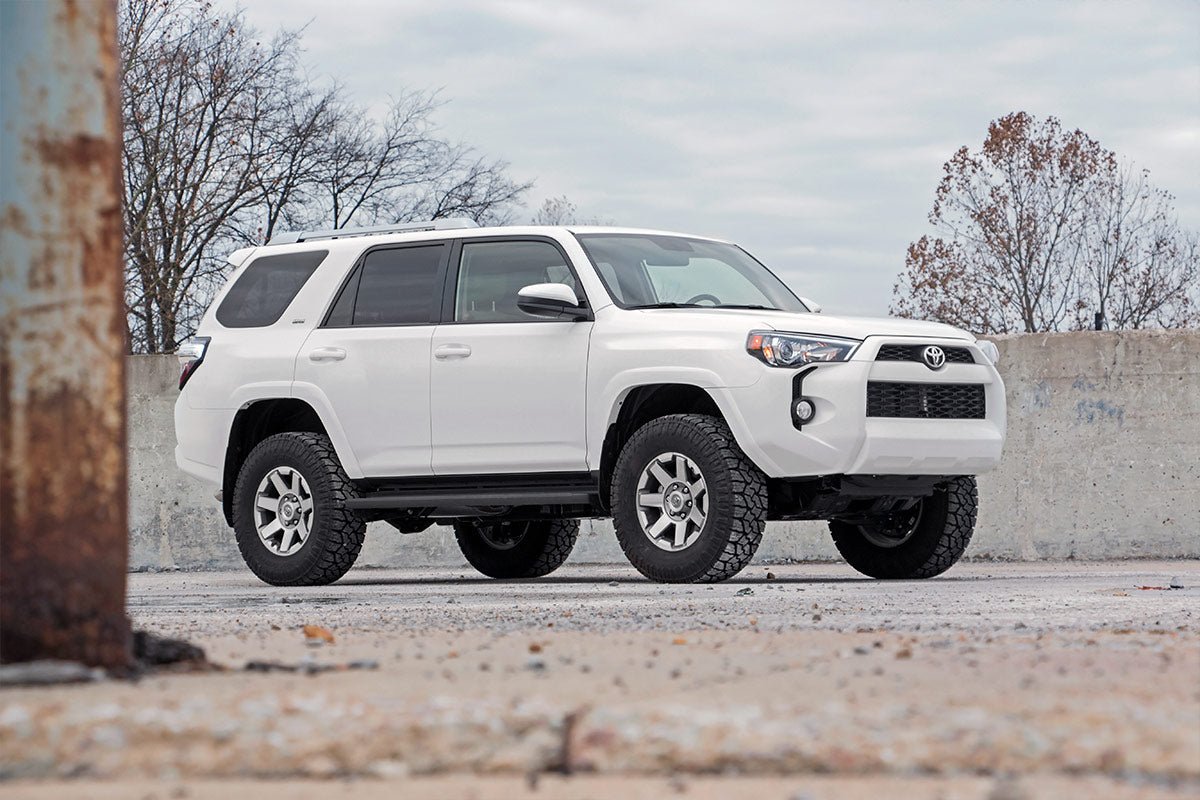 Rough Country 76630 Lift Kit 3" with N3 Loaded Struts for 2010-2024 Toyota 4Runner
