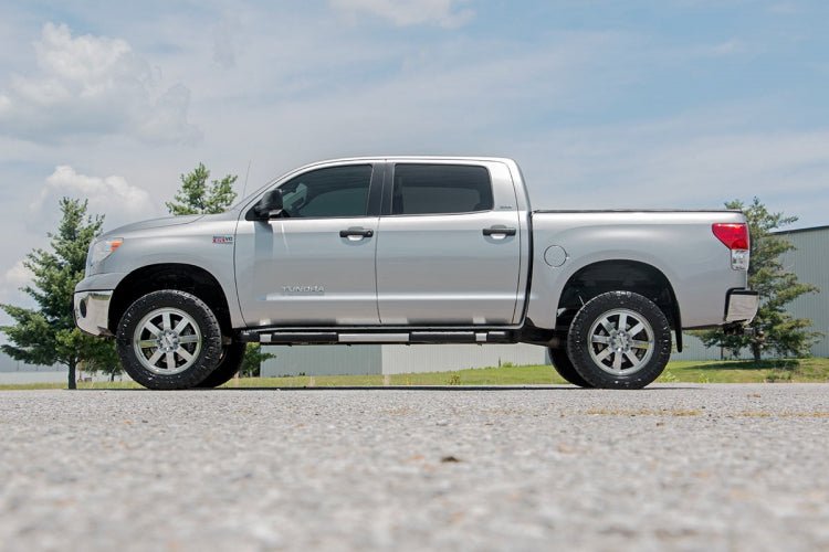 Rough Country 76850 Bolt On 3.5" Suspension Lift Kit for 2007-2021 Toyota Tundra + Vertex Coilovers