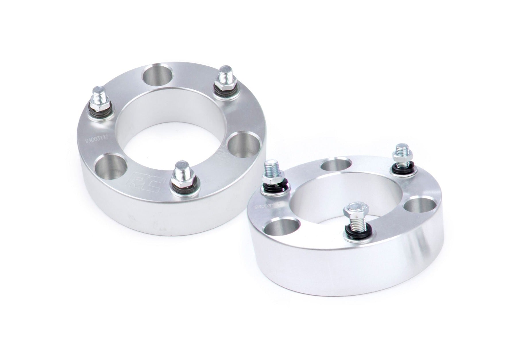 Rough Country 750 Billet Aluminum 2.5" Leveling Kit for 2000-2006 Toyota Tundra (2WD/4WD)