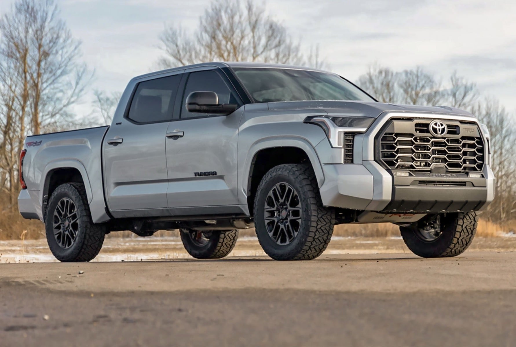 Rough Country 88000_A Leveling Kit 1.75" for 2022-2024 Toyota Tundra 2WD/4WD