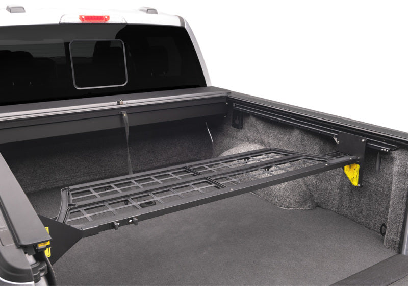 Roll-N-Lock 17-18 Ford F-250/F-350 Super Duty LB 96-1/2in Cargo Manager