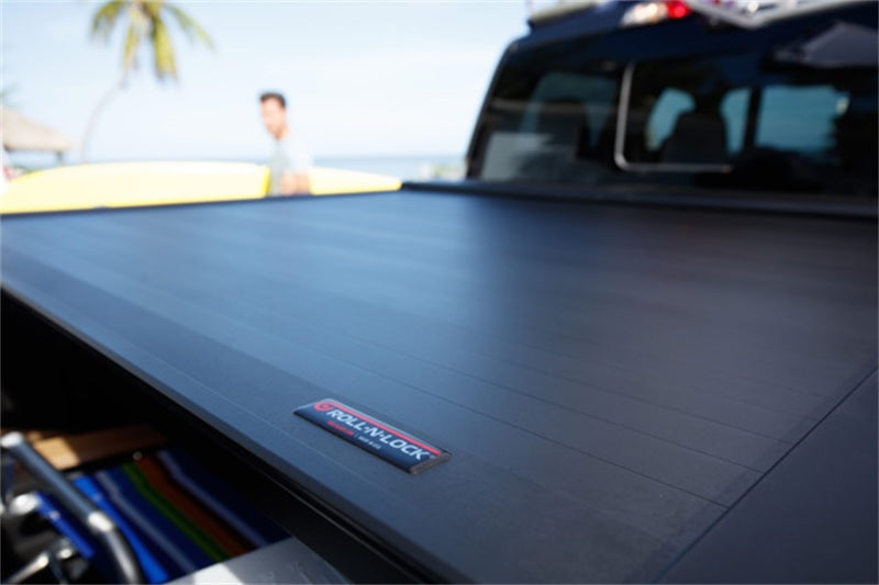 Roll-N-Lock 15-17 Ford F-150 77-3/8in E-Series Retractable Tonneau Cover