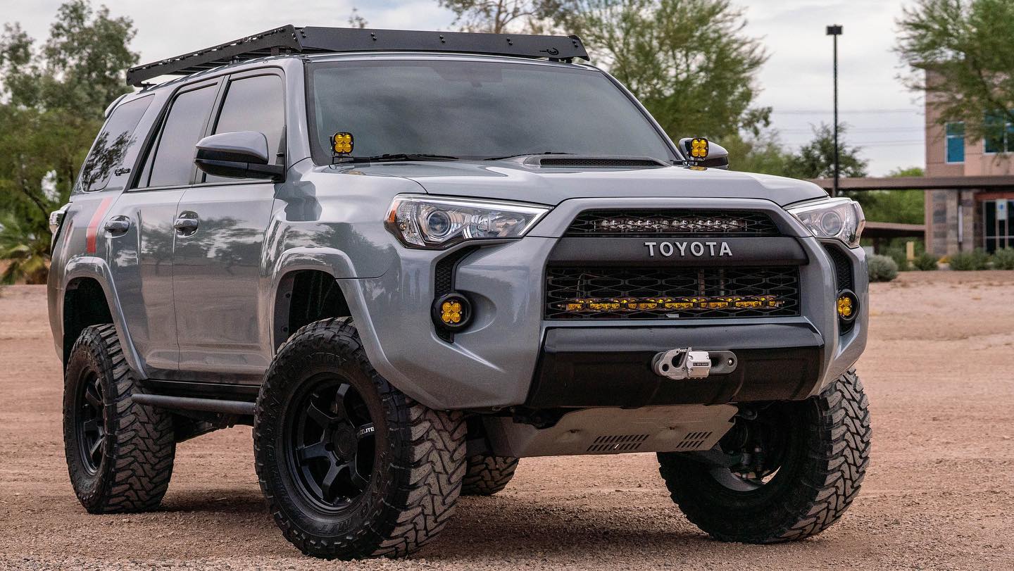 '10-Current Toyota 4Runner SDHQ Built Winch Mount