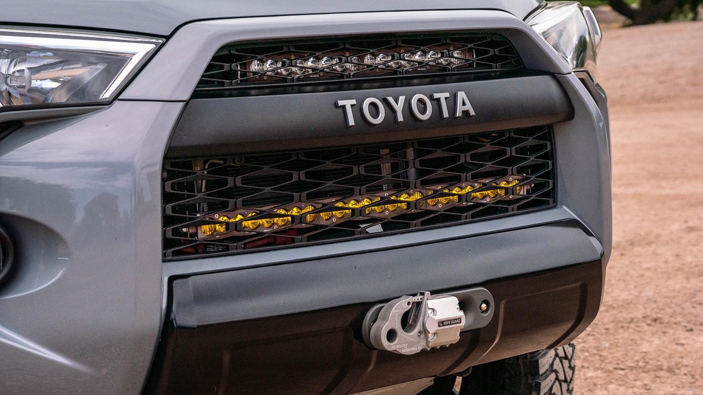 '10-Current Toyota 4Runner SDHQ Built Winch Mount