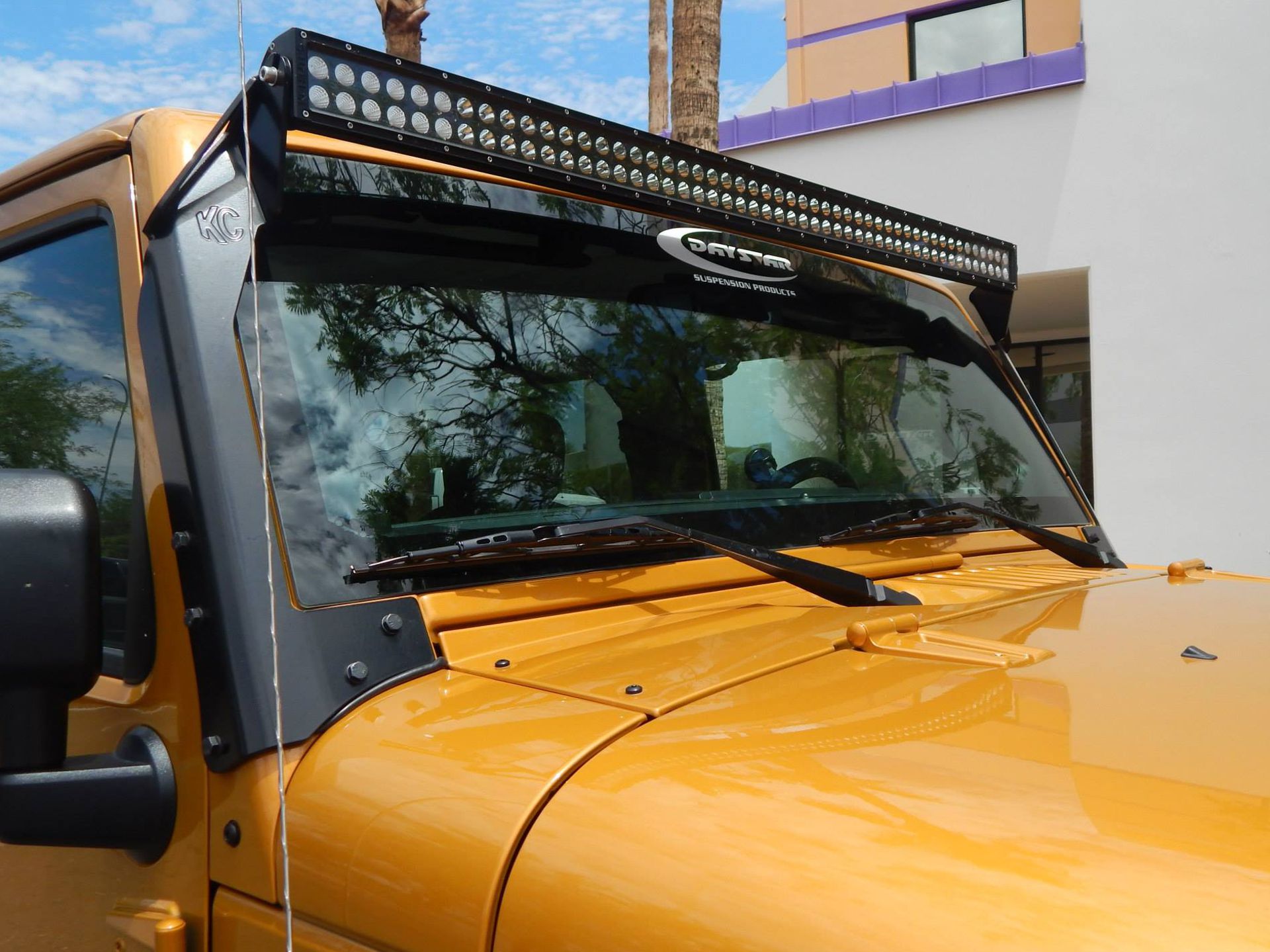 KC Hilites 50 In C-Series C50 LED - Light Bar System - 300W Combo Spot / Spread Beam - For 07-18 Jeep JK