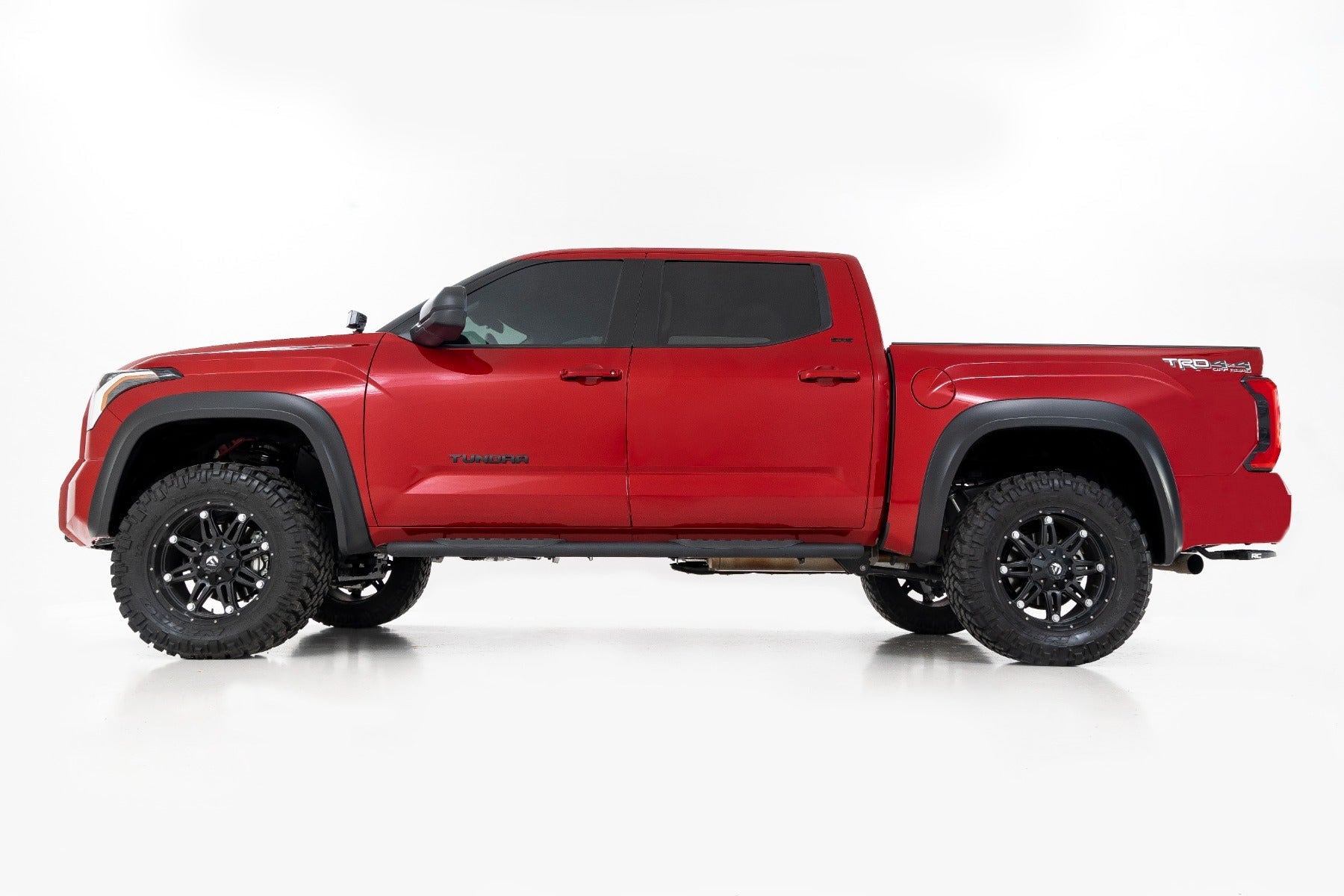 Rough Country 4 INCH LIFT KIT TOYOTA TUNDRA 2WD/4WD (2022-2023) 70430