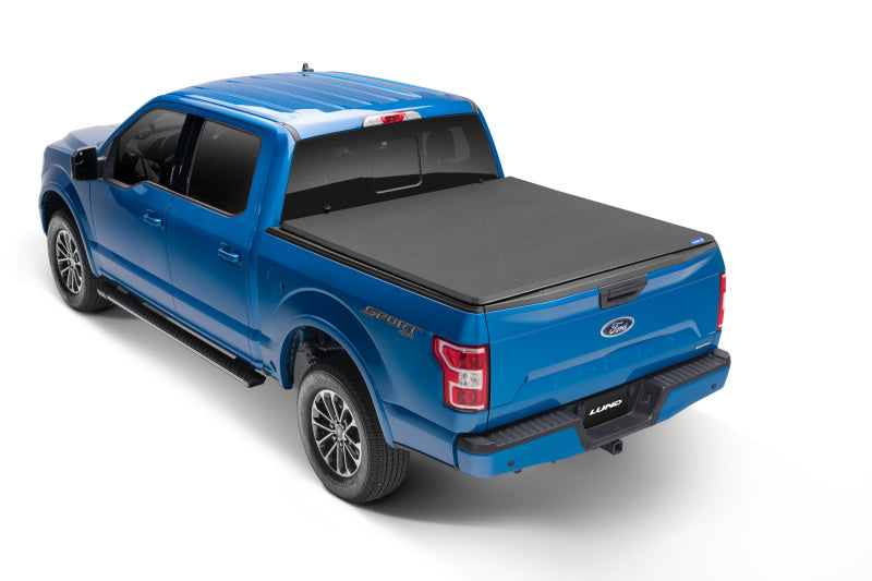 Lund 99-17 Ford F-250 Super Duty (8ft. Bed) Genesis Elite Tri-Fold Tonneau Cover - Black