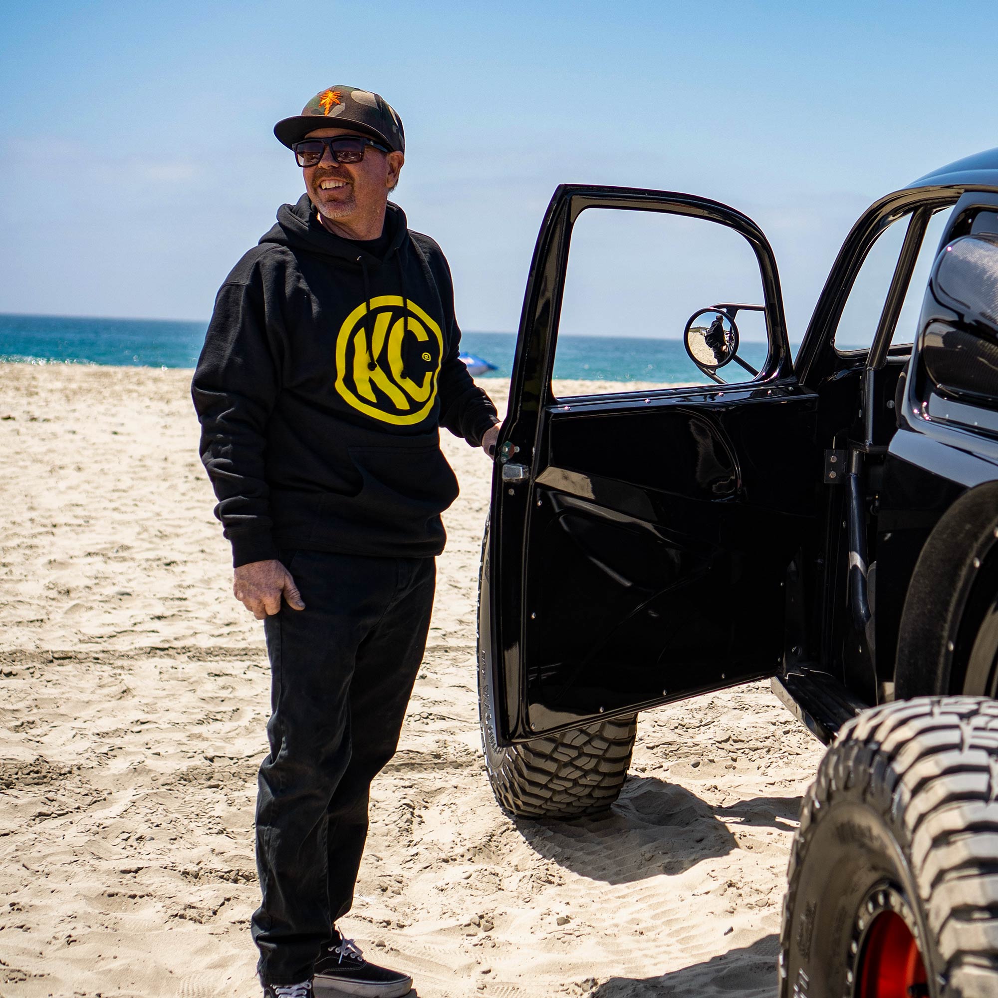 KC Pullover Hoodie - Black - Small
