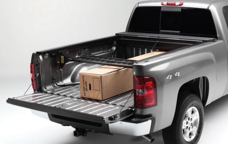 Roll-N-Lock 16-18 Nissan Titan Crew Cab XSB 65-1/2in Cargo Manager