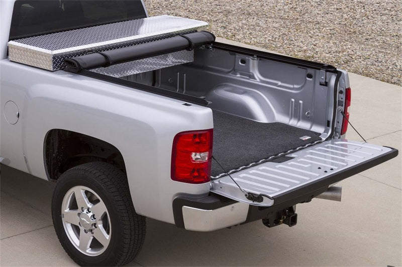 Access Lorado 08-09 Titan King Cab 8ft 2in Bed (Clamps On w/ or w/o Utili-Track) Roll-Up Cover