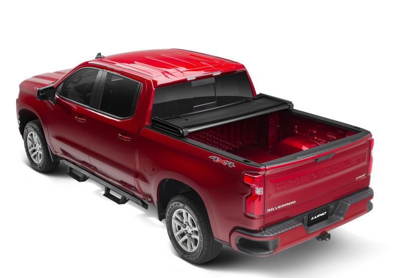 Lund 19-23 Chevrolet Silverado 1500 (5.5ft. Bed) Genesis Tri-Fold Tonneau Cover - Black