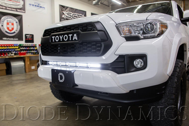 Diode Dynamics 16-21 Toyota Tacoma SS30 Stealth Lightbar Kit - Amber Flood