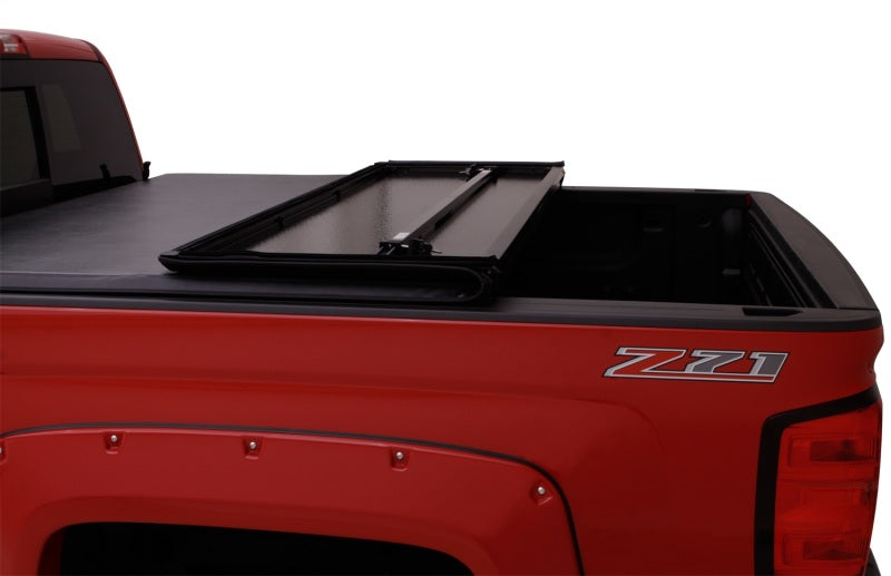 Lund 07-13 Chevy Silverado 1500 Fleetside (8ft. Bed) Hard Fold Tonneau Cover - Black