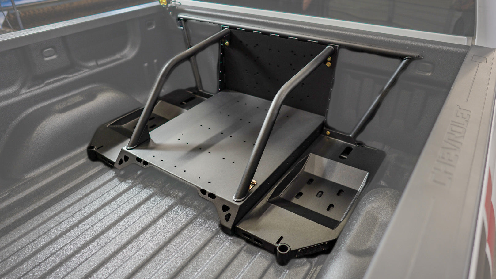 '07 ½-18 Chevy/GMC 1500 SDHQ Built In Bed Chase Rack