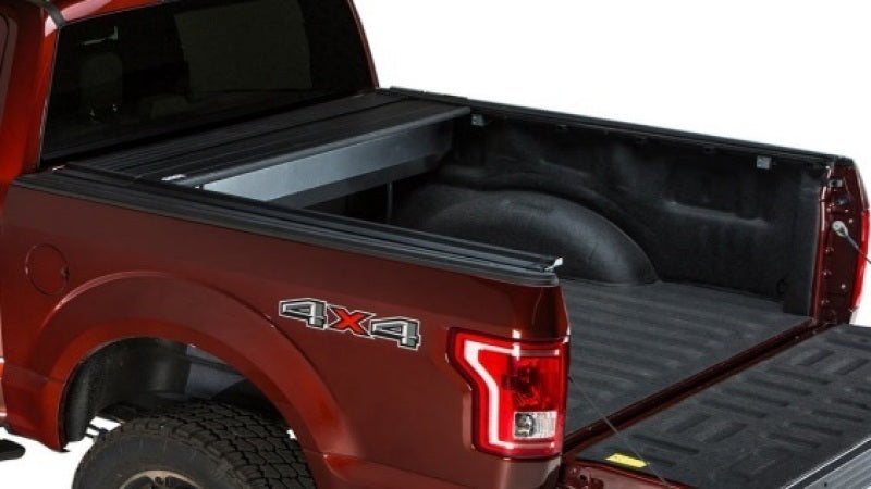 Retrax 04-08 Ford F-150 Super Crew/Super Cab (5.5ft. Bed) Retrax IX