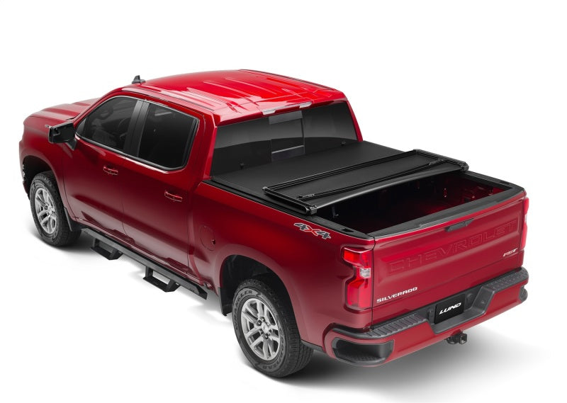 Lund 04-12 Chevy Colorado (6ft. Bed) Genesis Tri-Fold Tonneau Cover - Black