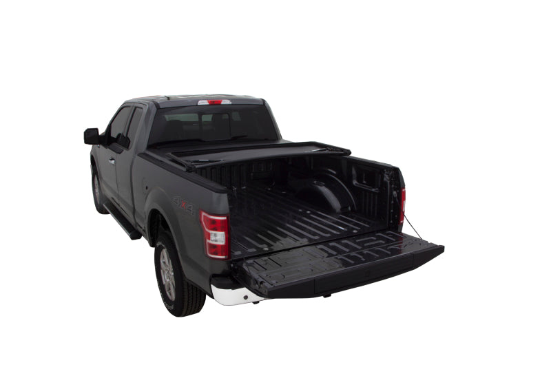 Lund 04-17 Nissan Titan (5.5ft. Bed w/Titan Box) Genesis Tri-Fold Tonneau Cover - Black