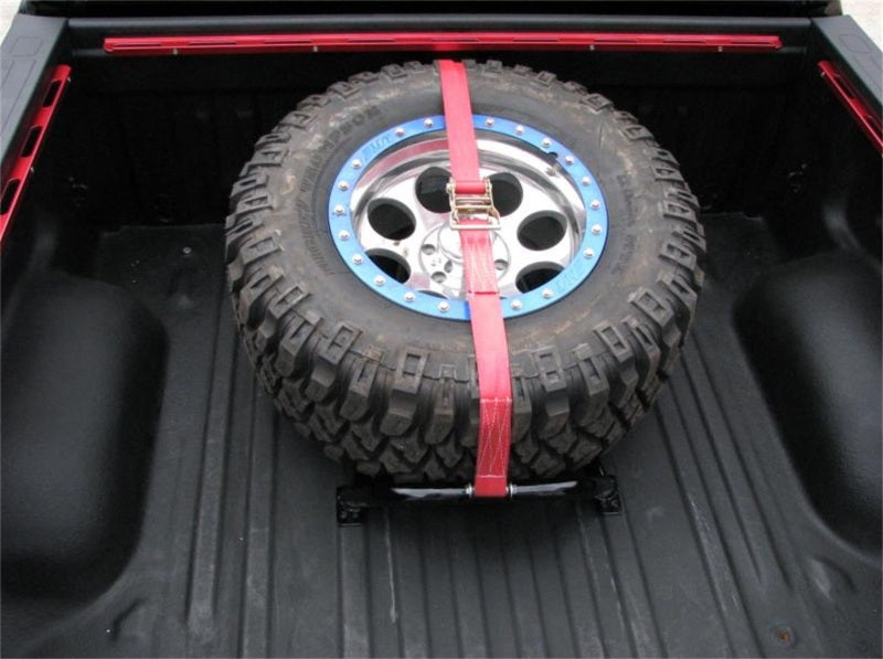 N-Fab Bed Mounted Tire Carrier Universal - Gloss Black - Red Strap